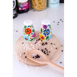 Salt og pepperbsse i hvitt